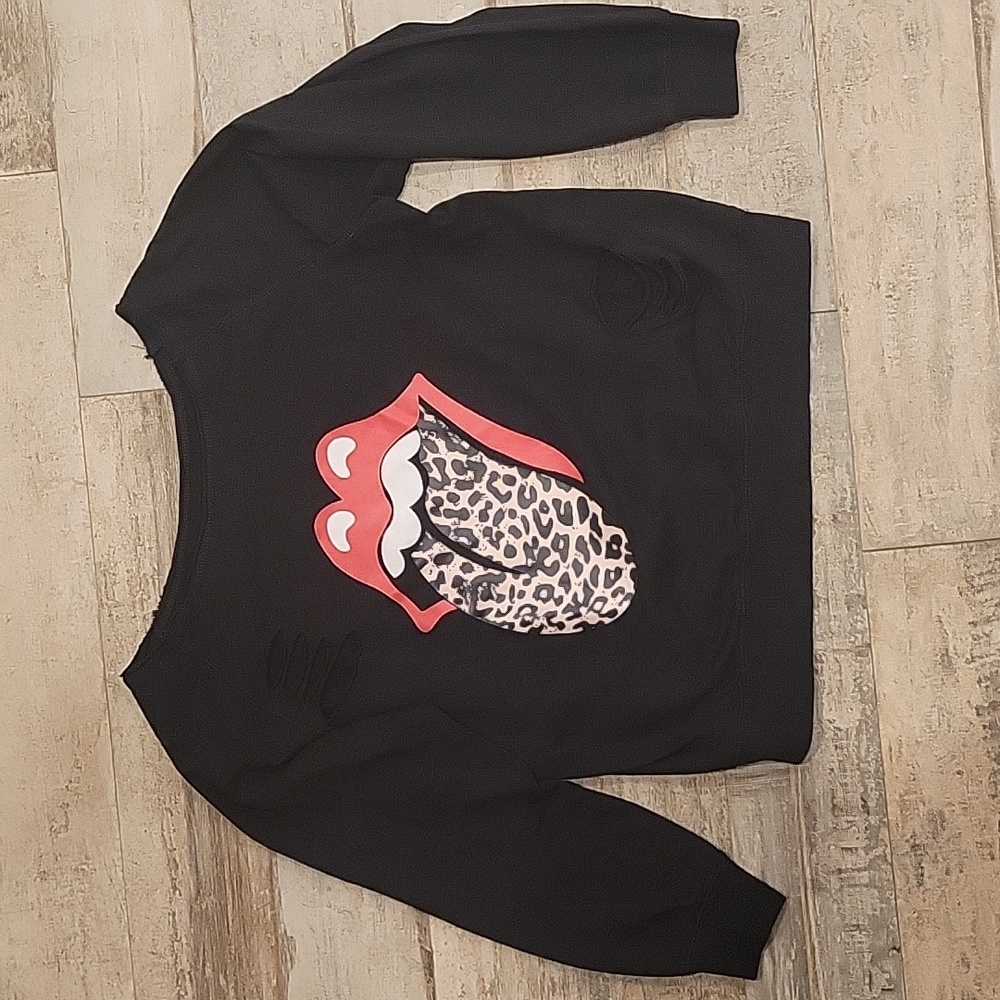 Leopard Print Lip Graphic Sweatshirt
